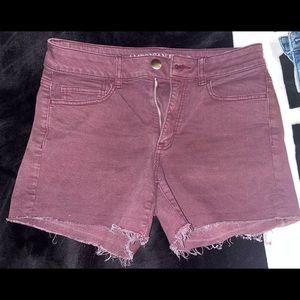 AE Maroon Size 6 high wasted shorts. Worn handful of times. Very good condition